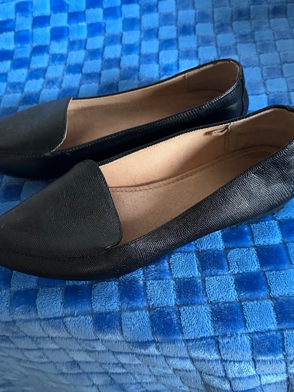 Old Navy black loafers size 8